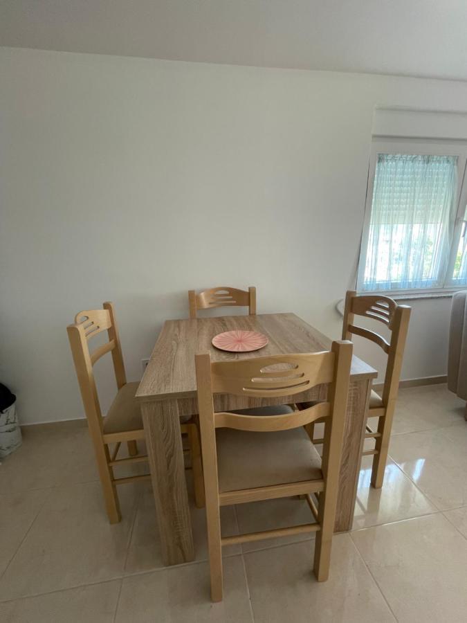 Mit-Apartments Šušanj 外观 照片